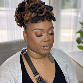 Beckles Beauty - Hair x Makeup - Hair Salons Near Me - Boston, Massachusetts Beckles Beauty - Hair x Makeup - Hair Salons Near Me - Boston, Massachusetts