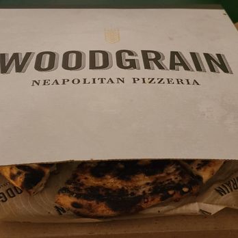 Woodgrain Pizzeria - Burnt Pizza - Pizza Near Me - O'fallon, Missouri Woodgrain Pizzeria - Burnt Pizza - Pizza Near Me - O'fallon, Missouri