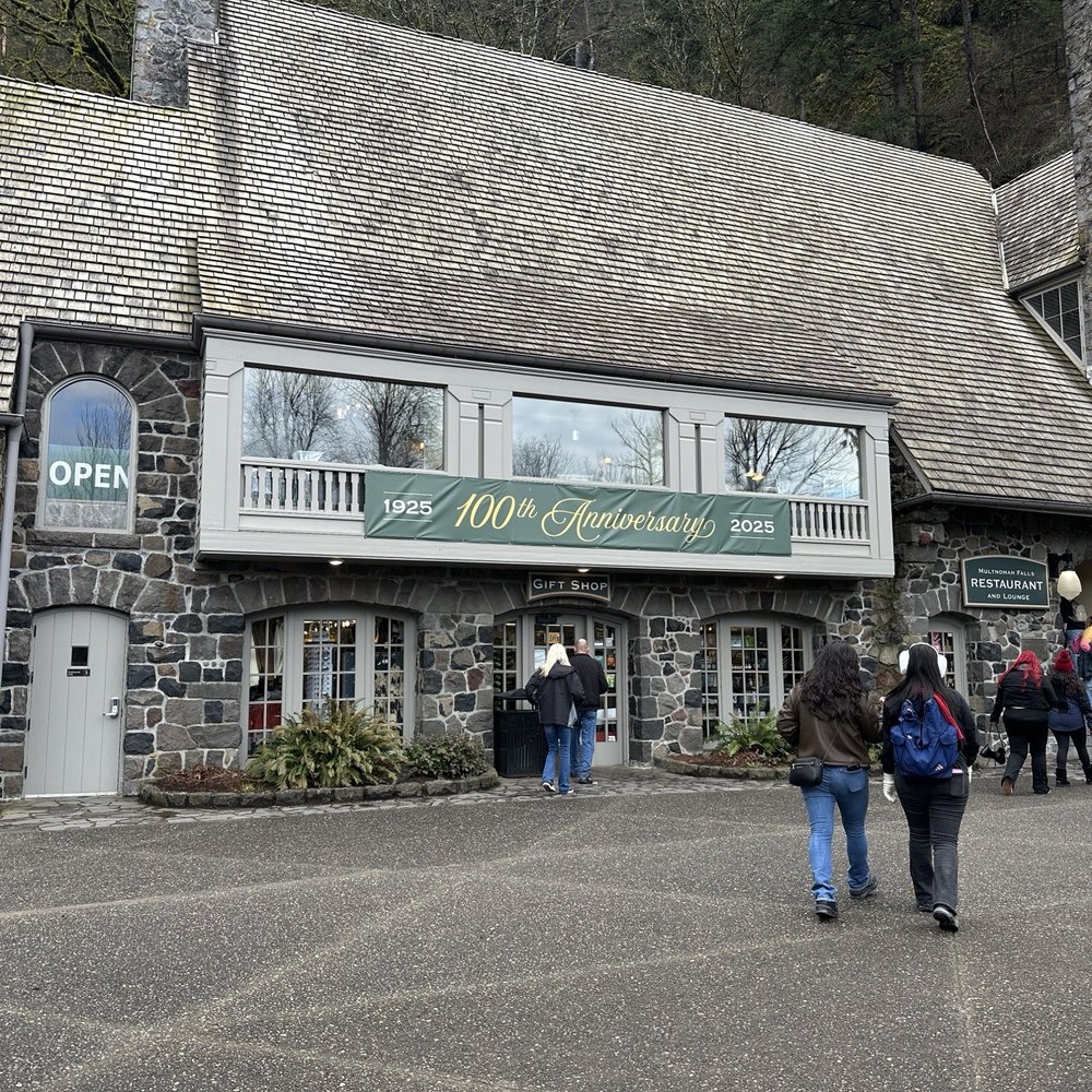 Multnomah Falls - Gift shop entrance. Restrooms are to the right. Coffee and the falls are to the left. - Hiking Near Me - Bridal Veil, Oregon Multnomah Falls - Gift shop entrance. Restrooms are to the right. Coffee and the falls are to the left. - Hiking Near Me - Bridal Veil, Oregon