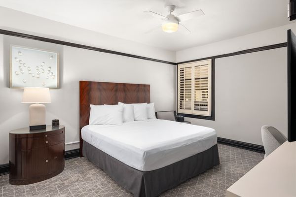 Tilden Hotel by null