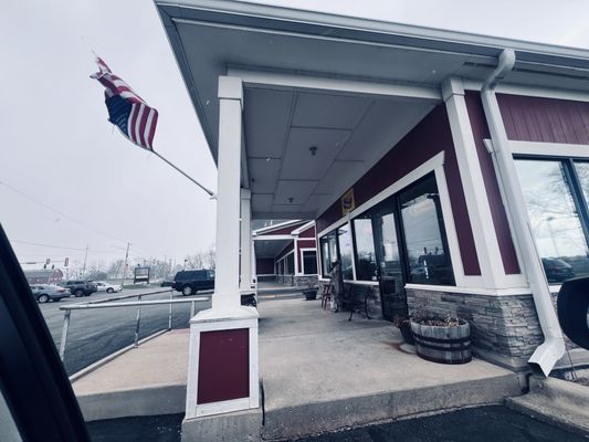 Gianelli's Drive Thru by null