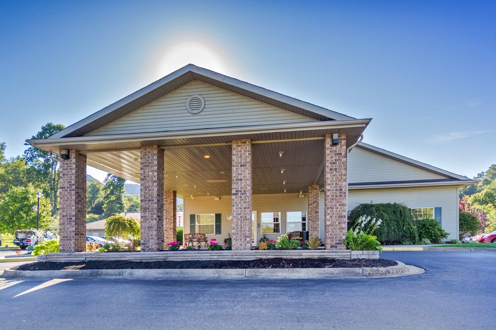 THE WATERS OF ROAN HIGHLANDS Skilled Nursing 146 Buck Creek Rd