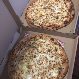 Chicken Alfredo Pizza