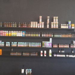 Level Vape Shop - Great selection to choose from