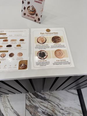 Chip Cookies by null