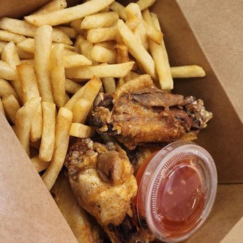 Boba Luv - Spicy wings and fries - Desserts Near Me - Fairfield, California Boba Luv - Spicy wings and fries - Desserts Near Me - Fairfield, California