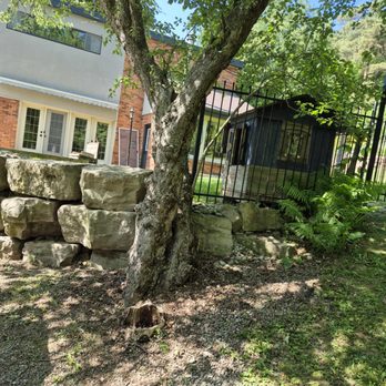 Autumn Leaf Gardening - After. - Lawn Services Near Me Autumn Leaf Gardening - After. - Lawn Services Near Me