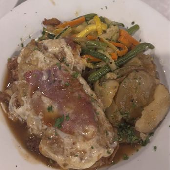 Zuppa - Chicken Diego - Gastropubs Near Me - Wolcott, Connecticut
