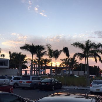 Siesta Key Beach - Beaches Near Me - Sarasota, Florida