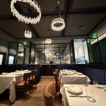Augustine - Inside middle seating - Desserts Near Me - San Jose, California Augustine - Inside middle seating - Desserts Near Me - San Jose, California