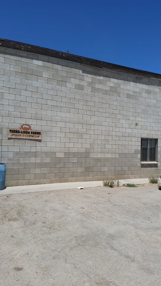 TERRA LINDA FARMS Updated September 2024 21655 S Cornelia Ave, Riverdale, California Farms