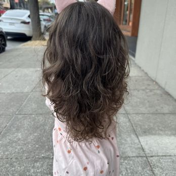 Bing's Salon - Kid's haircut - Hair Salons Near Me - Oakland, California Bing's Salon - Kid's haircut - Hair Salons Near Me - Oakland, California