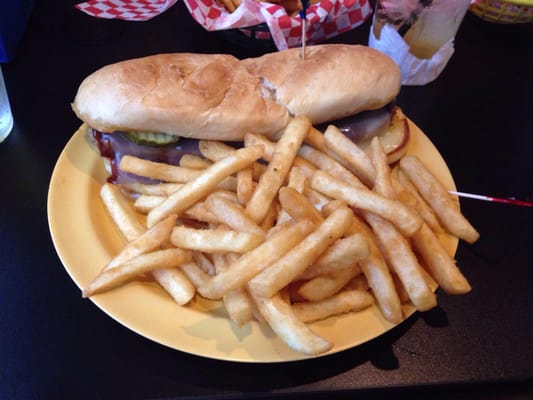 Arlin's Bar & Garden by null