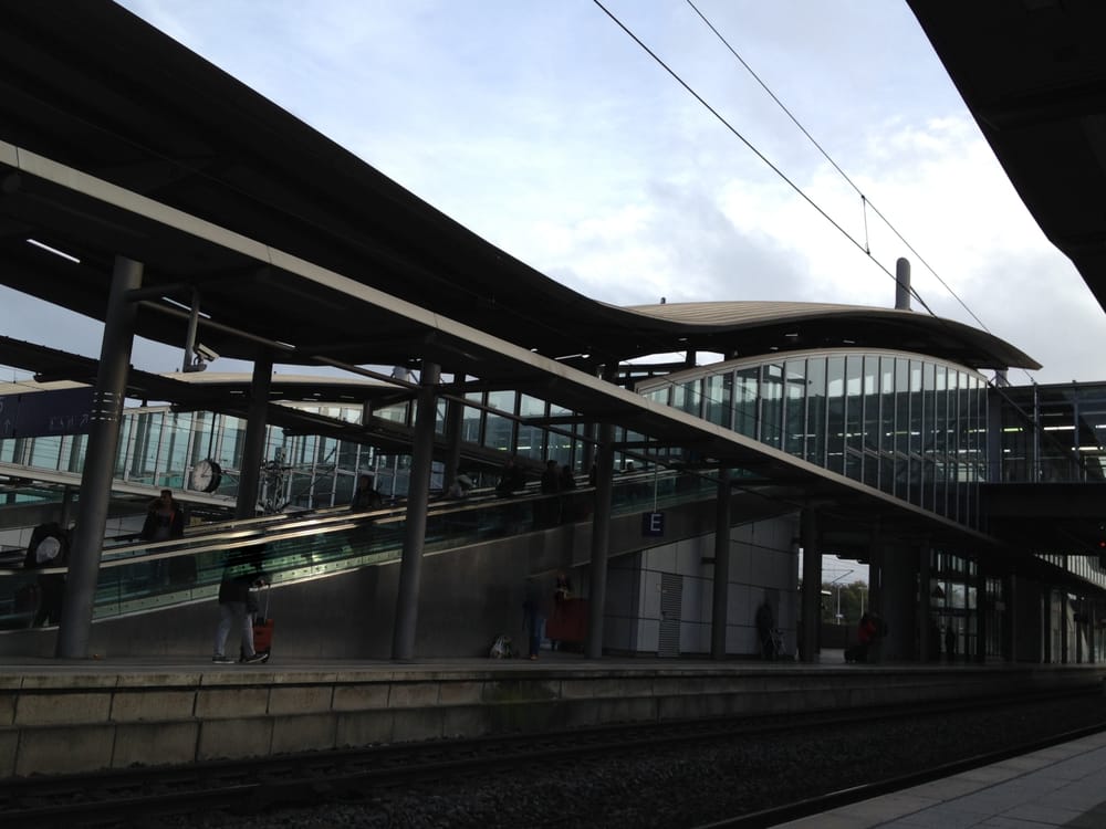 Q Park Flughafen Bahnhof Ahrensplatz 40472 Düsseldorf www.yelp.com