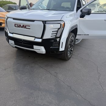 Magic GMC - New 2026 GMC Denali EV - Commercial Truck Dealers Near Me - Valencia, California Magic GMC - New 2026 GMC Denali EV - Commercial Truck Dealers Near Me - Valencia, California