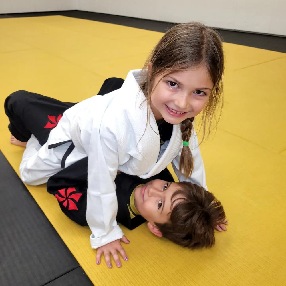 Six Blades Jiu Jitsu / Sarasota BJJ Logo