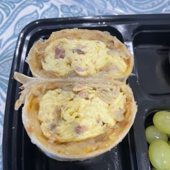Papas and Eggs - Bacon Burrito - Breakfast & Brunch Near Me - San Jose, California Papas and Eggs - Bacon Burrito - Breakfast & Brunch Near Me - San Jose, California