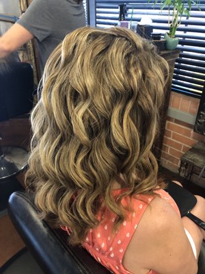 The Village Salon 12 Photos 20 Reviews Hair Salons 120 S Country Club Rd Broadmoor Broadway Village Tucson Az Phone Number Yelp