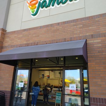 Jamba - the entrance to a jamba restaurant - Juice Bars & Smoothies Near Me - Vancouver, Washington