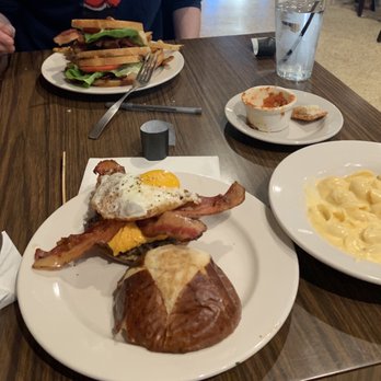 Beffa's Bar & Restaurant - Our amazing food - Sports Bars Near Me - St. Louis, Missouri