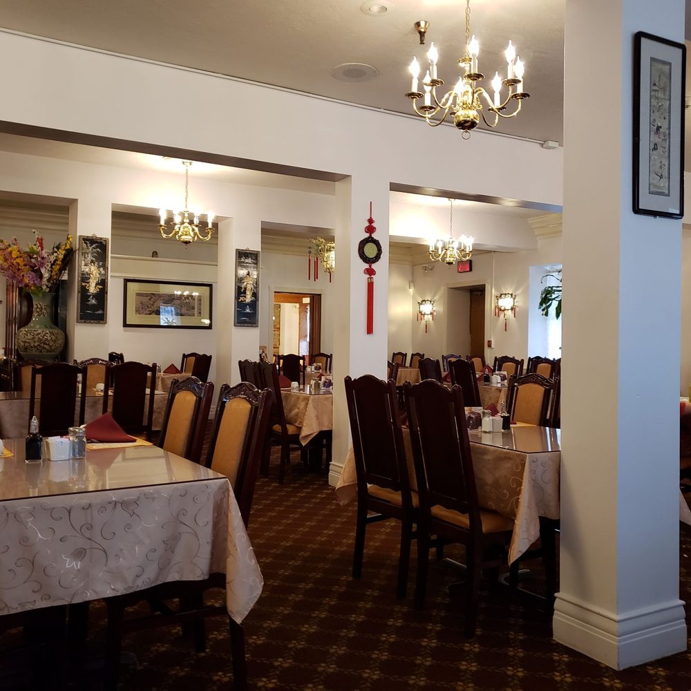 Restaurant dining room. Restaurant dining room.