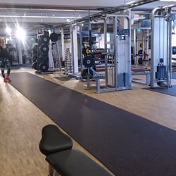 Friskis & Svettis - Gymdelen en trappa ner