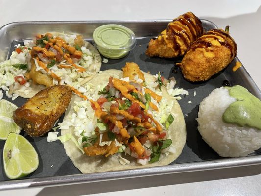 Sushi El Sinaloense by null