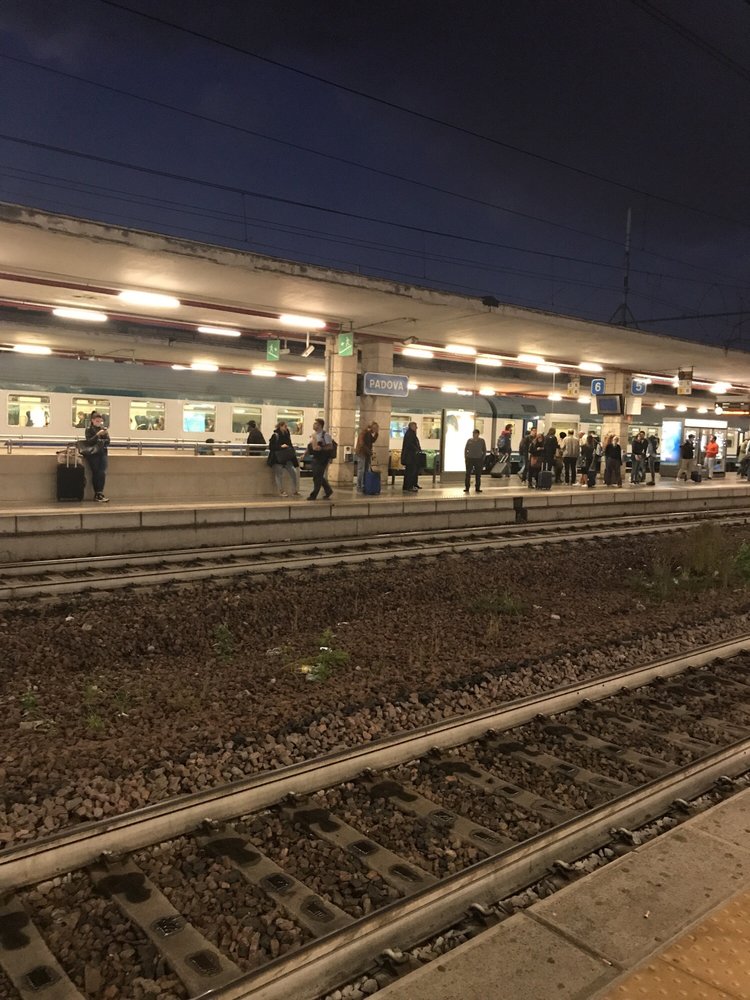 STAZIONE DI PADOVA 14 Photos Train Stations Piazzale Stazione