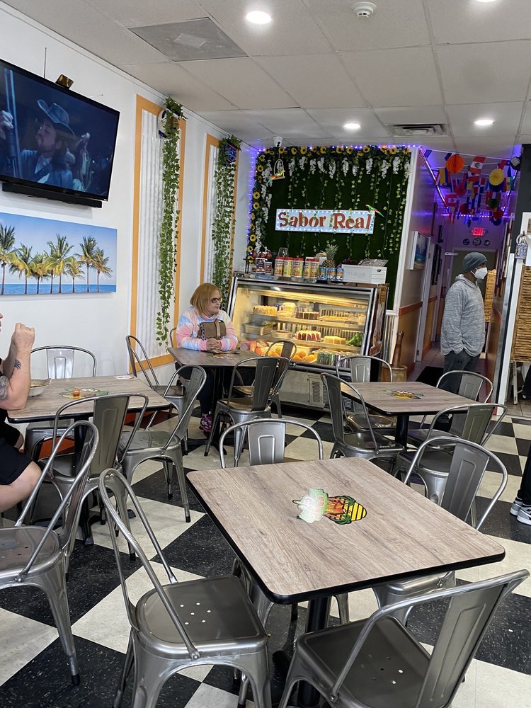 Las Palmas Cafe