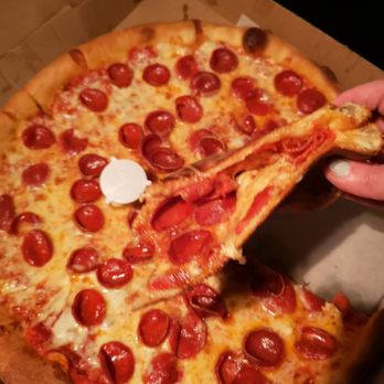 Rosa's Pizza - Pepperoni pie - Pizza Near Me - Brooklyn, New York Rosa's Pizza - Pepperoni pie - Pizza Near Me - Brooklyn, New York