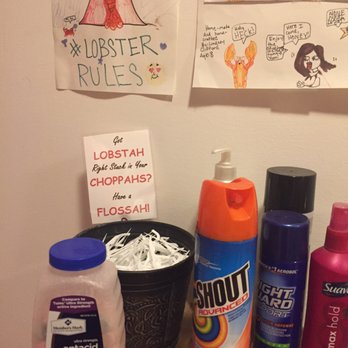 Claws - Spotless bathroom didn't forget spot remover for those pesky butter stains! - Seafood Near Me - Rockland, Maine Claws - Spotless bathroom didn't forget spot remover for those pesky butter stains! - Seafood Near Me - Rockland, Maine