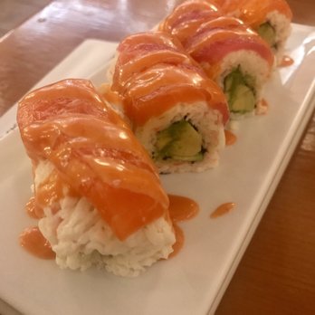 Tomo7 sushi  - Crazy roll - Sushi Bars Near Me - Riverside, California