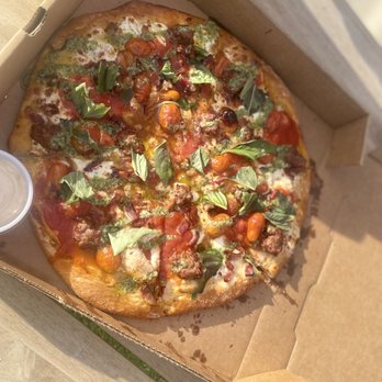 Mondo Pizza - Margarita pizza added bacon & sausage - Pizza Near Me - Dallas, Texas Mondo Pizza - Margarita pizza added bacon & sausage - Pizza Near Me - Dallas, Texas