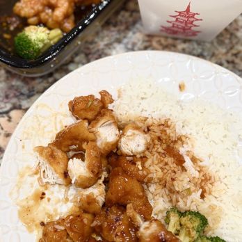QQ China Cafe - General Tso's chicken - Chinese Near Me - Missouri City, Texas QQ China Cafe - General Tso's chicken - Chinese Near Me - Missouri City, Texas
