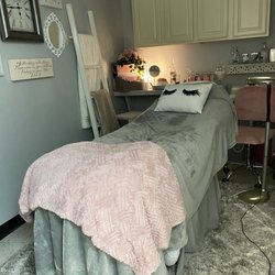 Positive Impressions Total Hair & Nail Care - Brow & Lash room