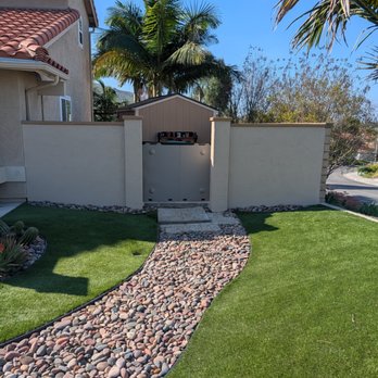 Green San Diego Landscape - Finished project - Replacing fence with stucco wall - Landscaping Near Me Green San Diego Landscape - Finished project - Replacing fence with stucco wall - Landscaping Near Me
