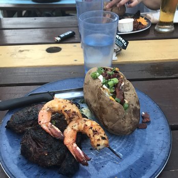 Platypus Brewing - Surf and Turf with the wifey - Breweries Near Me - Houston, Texas