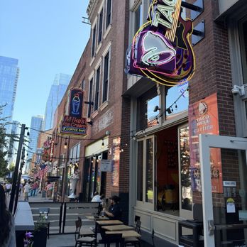 Mike's Ice Cream - Ice Cream & Frozen Yogurt Near Me - Nashville, Tennessee