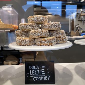 Que Gusto - Dulce de Leche Cookie - Latin American Near Me - Tulsa, Oklahoma