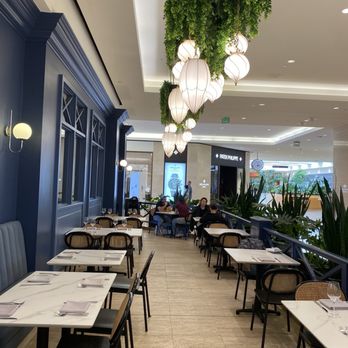 Populaire Modern Bistro photo 3