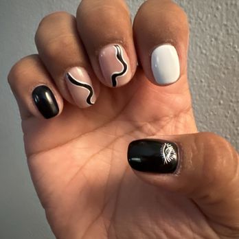Bestow Nails Spa - Gel overlay with design - Nail Salons Near Me - Pico Rivera, California
