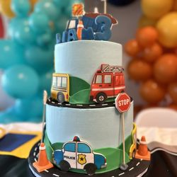 Noland's Cake Shop - The cake