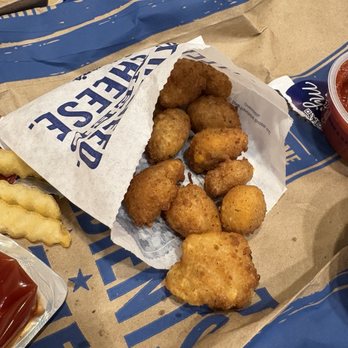 Culver’s - Wisconsin Cheese Curds - Fast Food Near Me - Warner Robins, Georgia Culver’s - Wisconsin Cheese Curds - Fast Food Near Me - Warner Robins, Georgia
