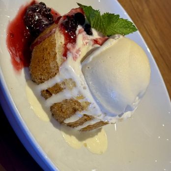 Nick's On State - Warm butter cake - New American Near Me - Carlsbad, California Nick's On State - Warm butter cake - New American Near Me - Carlsbad, California