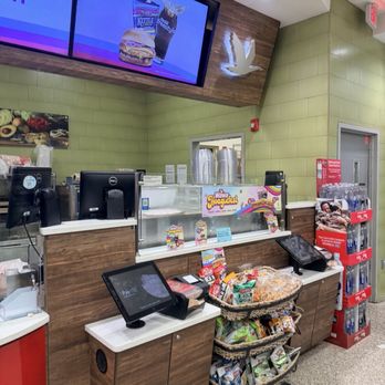 Wawa - Gas Stations Near Me - Hackensack, New Jersey
