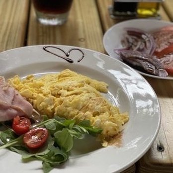 Café Bea - Scrambled eggs - Cafes Near Me - Miami, Florida Café Bea - Scrambled eggs - Cafes Near Me - Miami, Florida