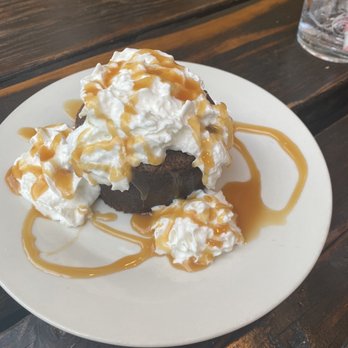 Oberon's Restaurant and Bar - Molten lava chocolate cake - Music Venues Near Me - Ashland, Oregon Oberon's Restaurant and Bar - Molten lava chocolate cake - Music Venues Near Me - Ashland, Oregon