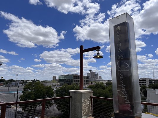 Paramour At The Phipps by null