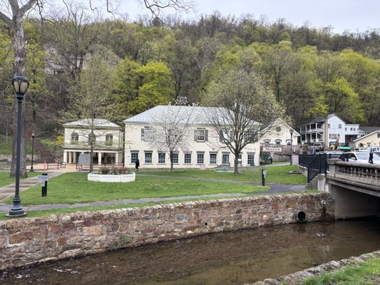 Berkeley Springs State Park by null