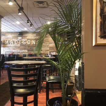 Madison's Pub & Grill - New American Near Me - Willowbrook, Illinois